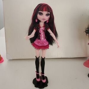 Monster High Draculaura Day at the Maul Killer Style G1  Rare Adult Owned Euc